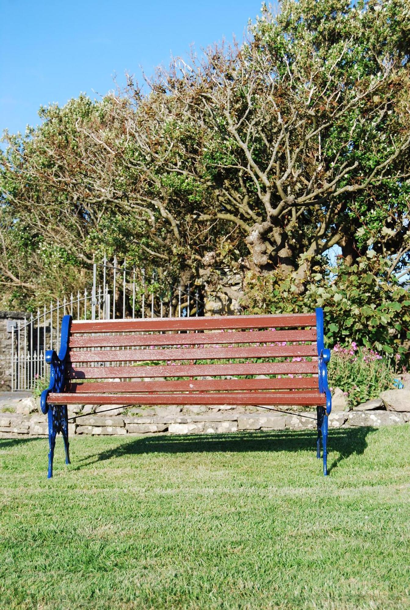 Clonmore Lodge B&B Quilty Exterior photo